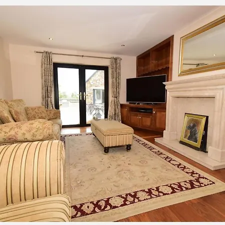 Bailey House 펜션 *